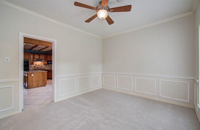 Building Photo - 16839 Willow Bend Ct