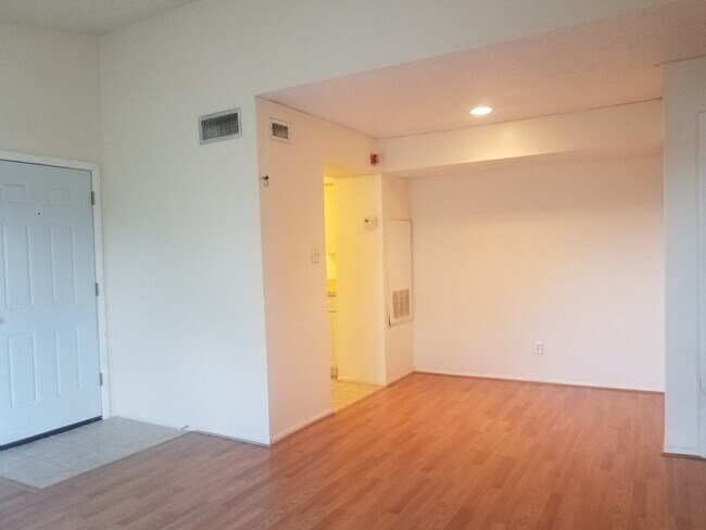 Building Photo - 3772 Idlebrook Cir