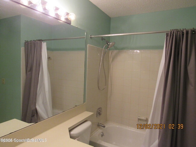 Building Photo - 225 S Tropical Trail