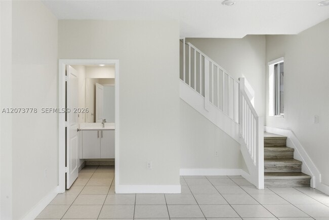 Building Photo - 4426 NW 83rd Pkwy