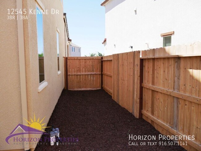 Building Photo - 12545 Kenne Dr