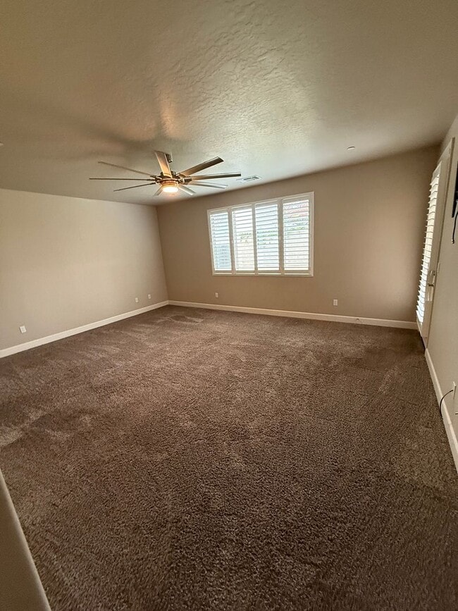 Building Photo - Charming 3 bedroom 2 bathroom with an office, located in Quail Run