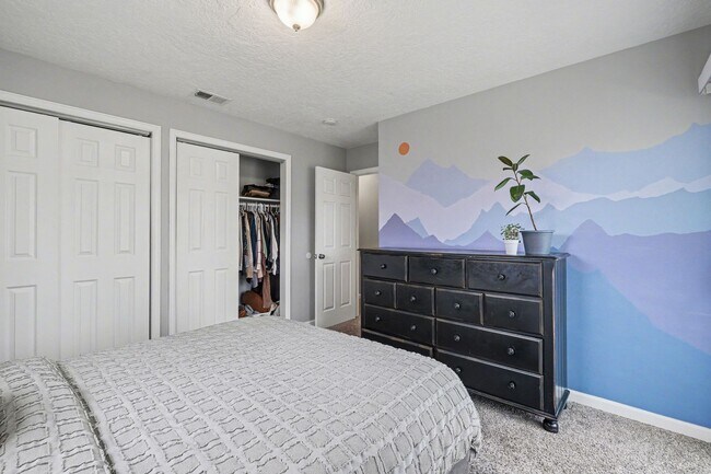 Building Photo - Updated 3-Bedroom Condo Near Downtown Fort Collins!