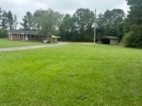 Building Photo - 493 Hill Rd