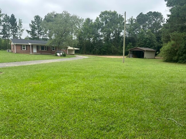 Primary Photo - 493 Hill Rd