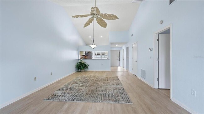 Building Photo - 5350 Myrtle Wood