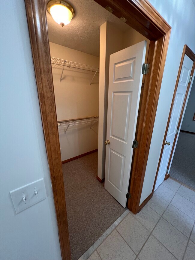 Building Photo - 123 Gould Ave