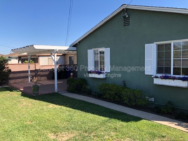 Building Photo - 20935 Conradi Ave