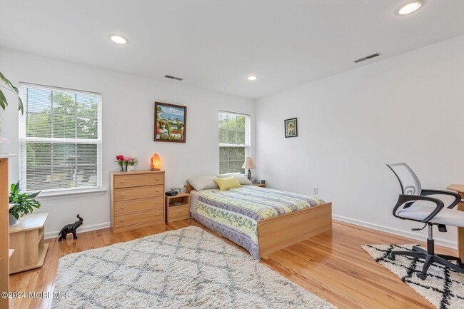 Building Photo - 205 Conover Pl