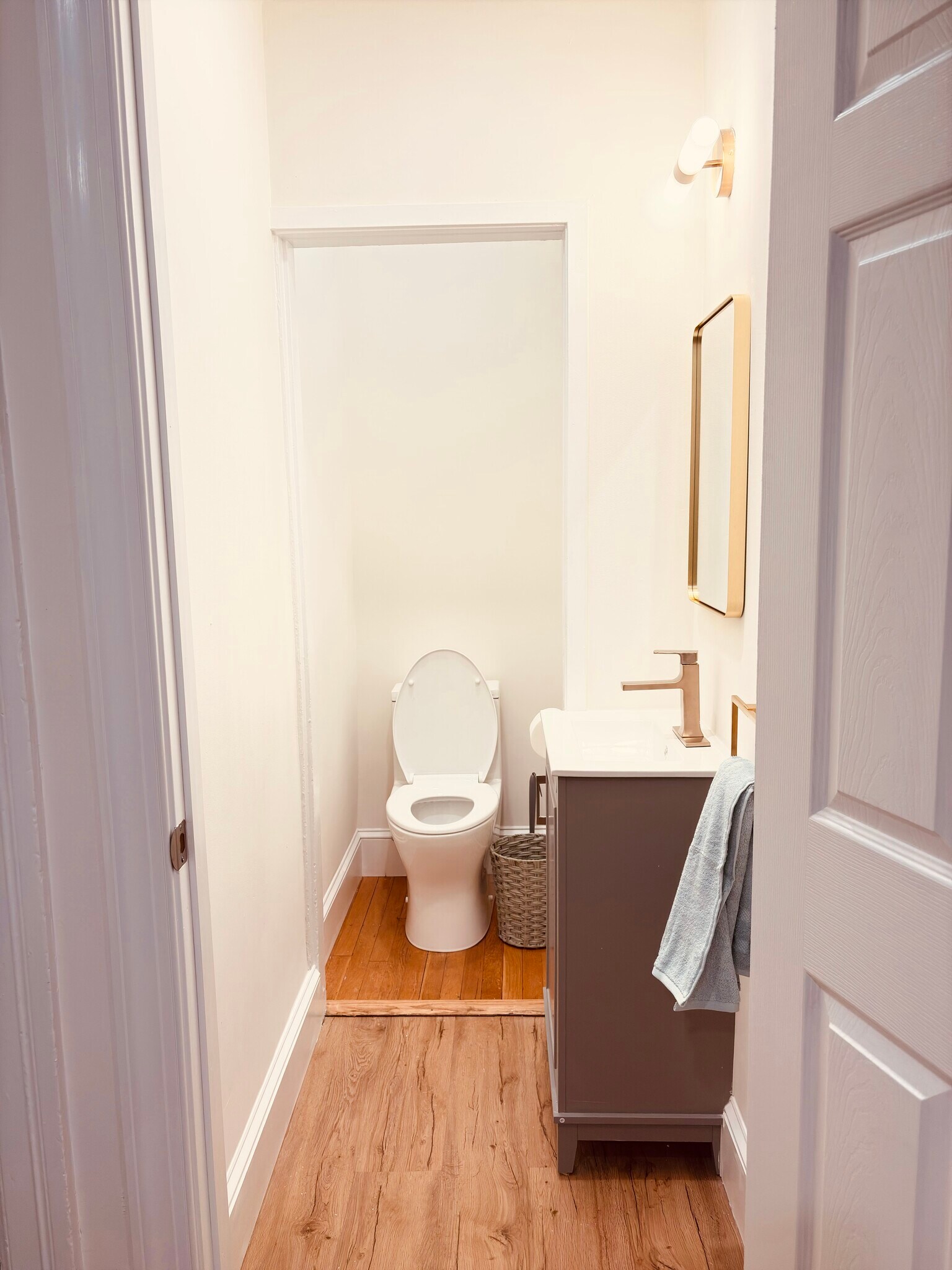 Building Photo - 1826 A St SE