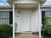 Building Photo - 464 Otis Dr