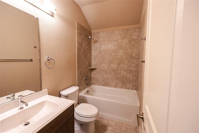 Building Photo - 1141 Kingston Ct