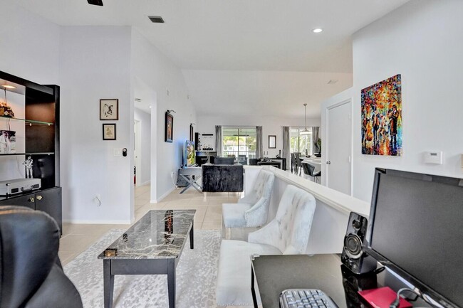 Building Photo - 7669 Springwater Pl