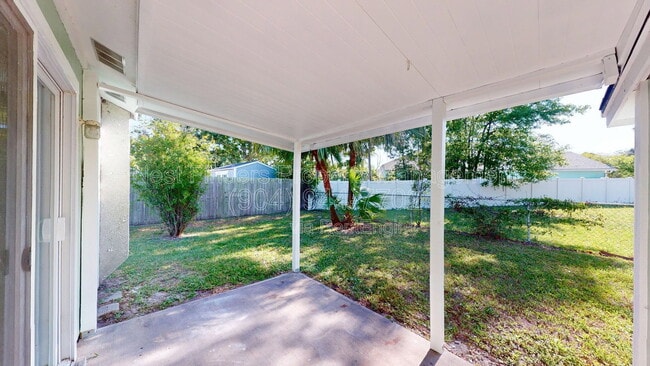 Building Photo - 450 Aquatic Dr