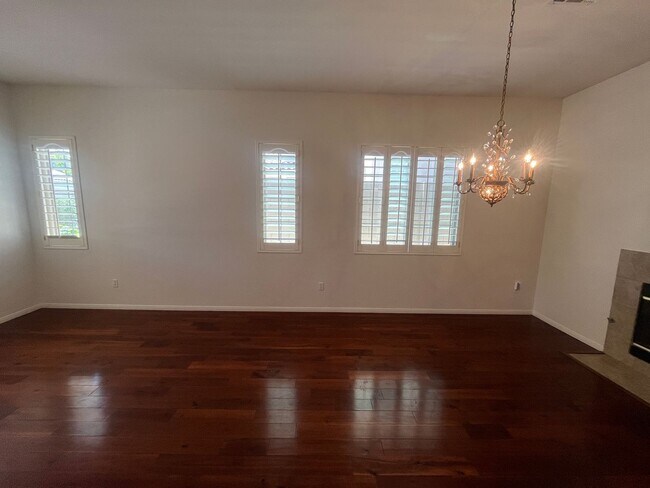 Building Photo - Single Story 3 bedroom-Summerlin