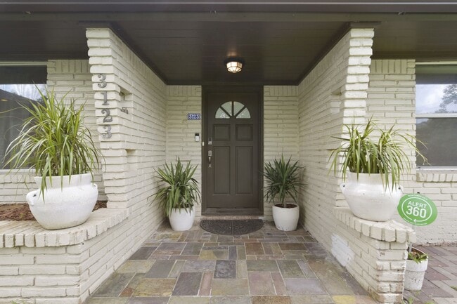 Building Photo - 3123 Deal St