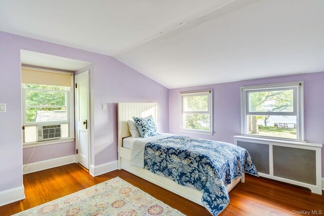 Building Photo - 140 Old Winkle Point Rd