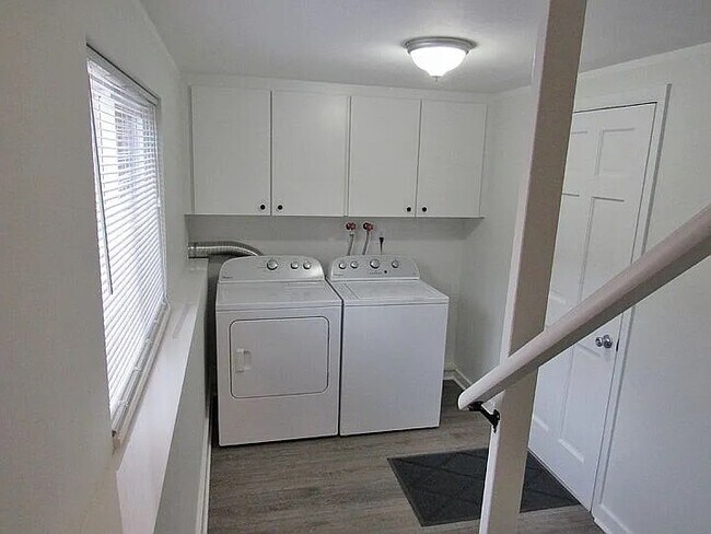 Laundry Room - 917 Pioneer Ln