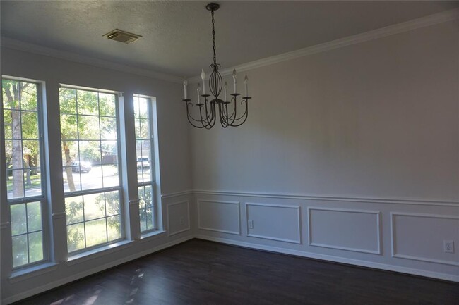 Building Photo - 17238 Laguna Trail Dr