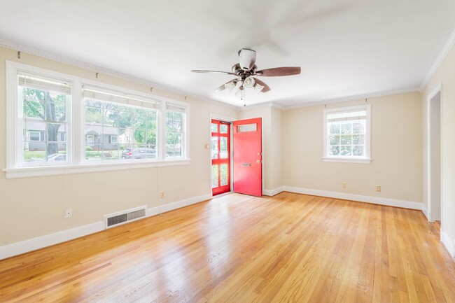 Building Photo - Great Home in the Near West End for Rent