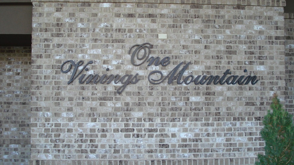 Building Photo - 2950 Mt Wilkinson Pkwy SE