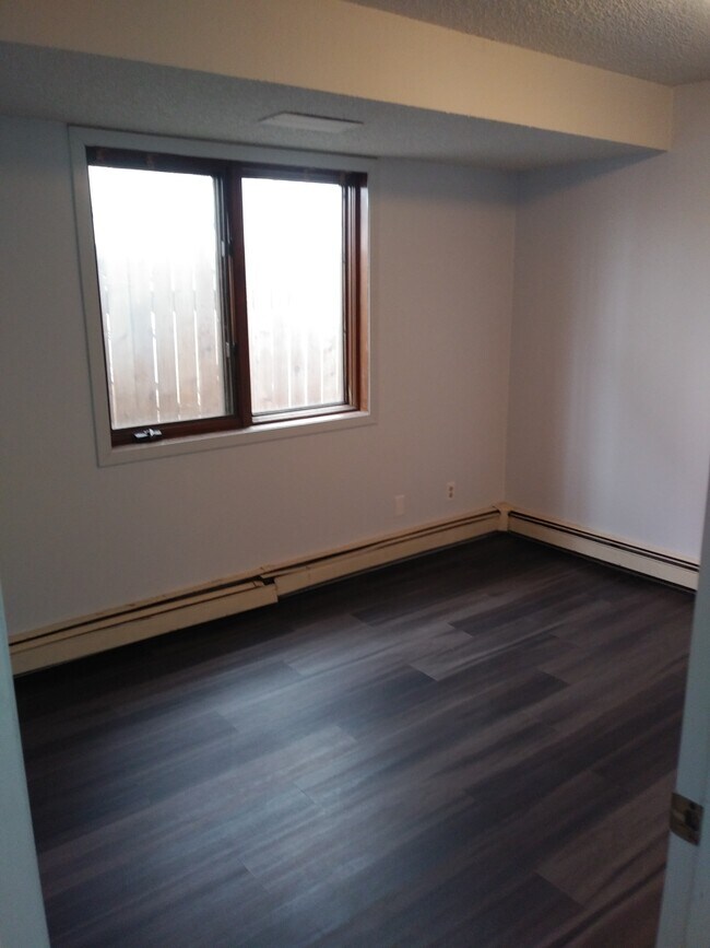 Building Photo - 2403 Turner St