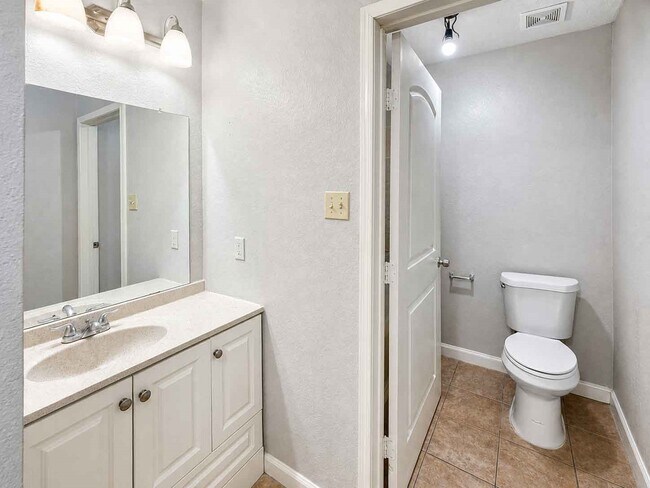 Building Photo - 11919 Greenmesa Dr