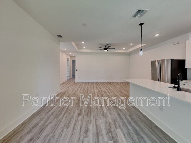 Building Photo - 26483 Explorer Rd