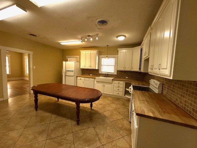 Building Photo - 3001 Old Houston Rd