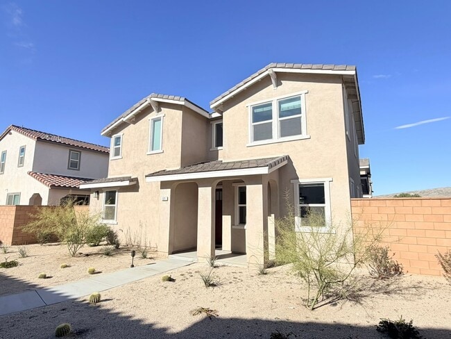 Building Photo - Beautifully upgraded home in the desirable Le Campanile Community