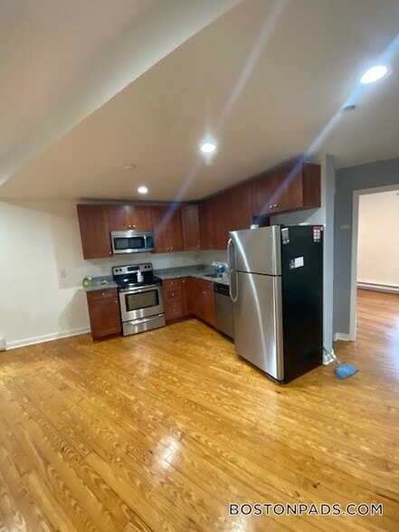 Building Photo - 1 Pembroke St