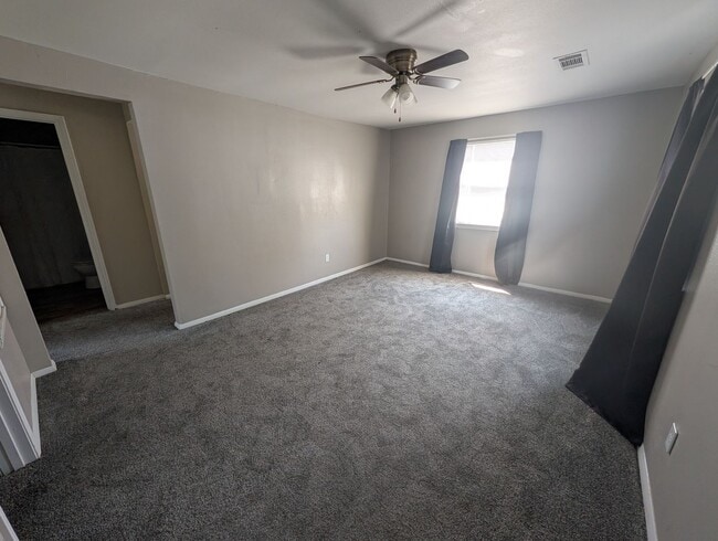 Building Photo - 2 Bedroom House in Pryor