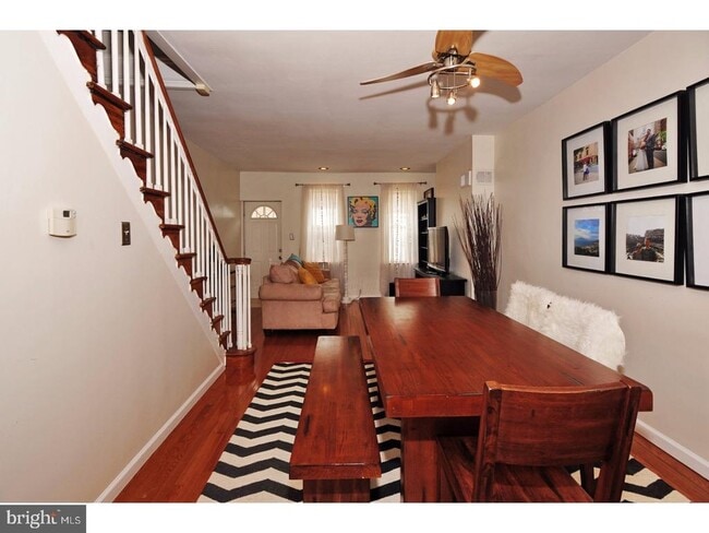 Building Photo - 728 S Smedley St