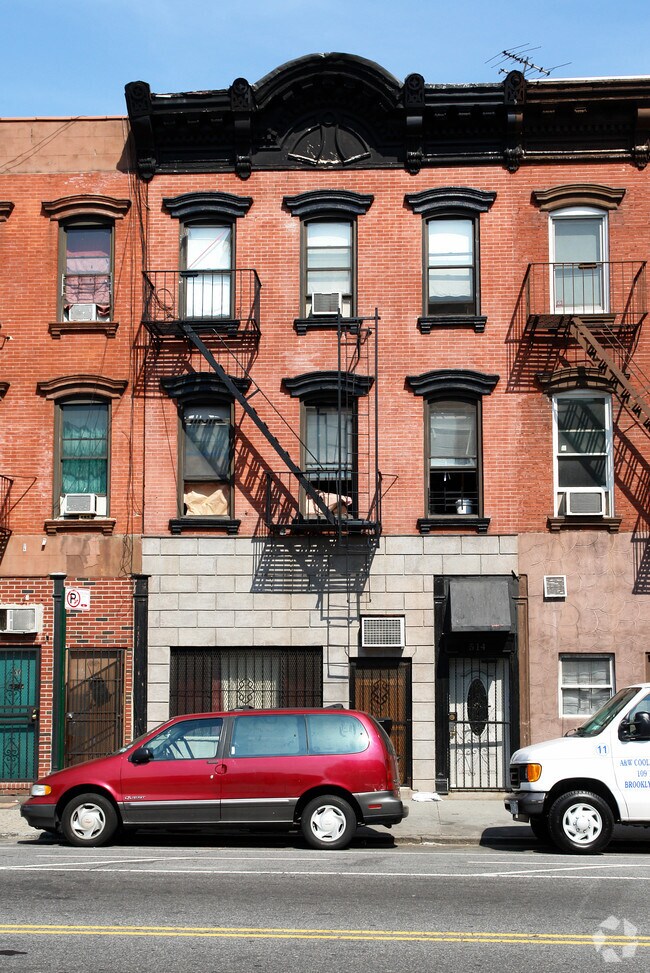 Building Photo - 514 3rd Ave
