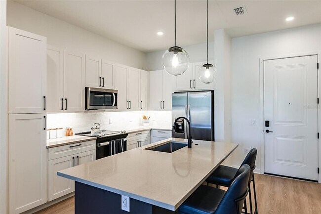 Building Photo - 35820 US Hwy 19 N