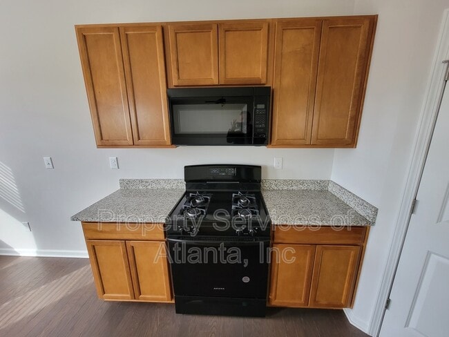 Building Photo - 833 Royal Red Ct