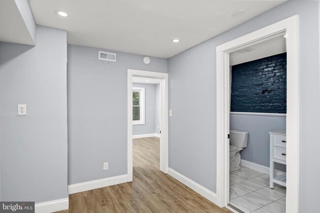 Building Photo - 2112 Eastern Ave