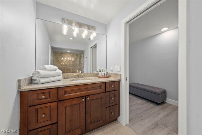 Building Photo - 12150 McGregor Blvd