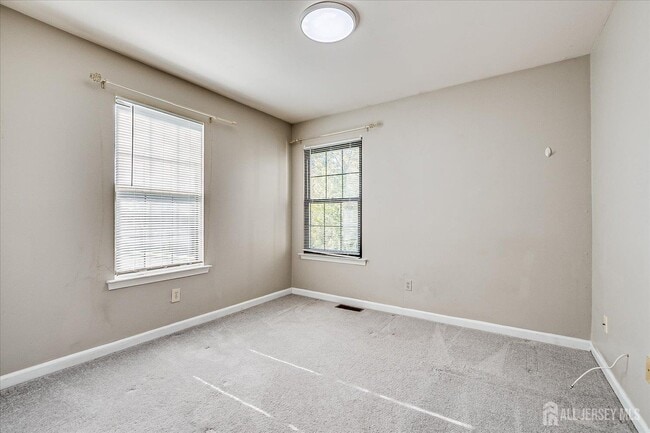 Building Photo - 23 Lear Ct
