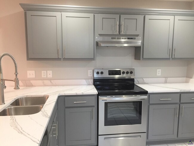 Building Photo - 542 Loblolly Ln