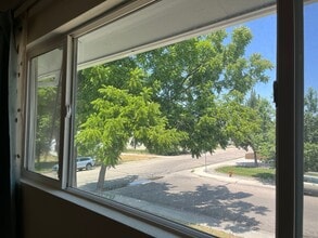 Building Photo - Rose Hill Duplex