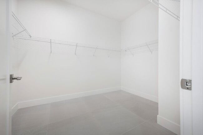 Building Photo - 12526 Solana Bay Cir