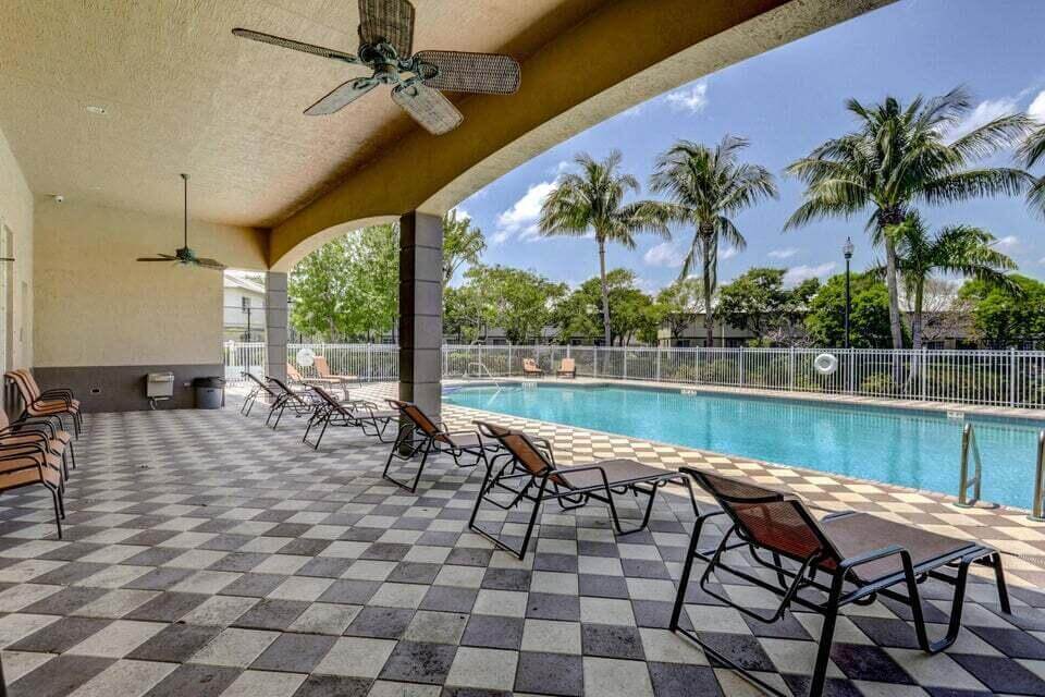 Building Photo - 1955 Marsh Harbor Dr