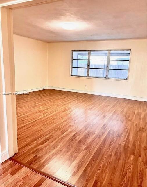 Building Photo - 10881 N Snapper Creek Dr