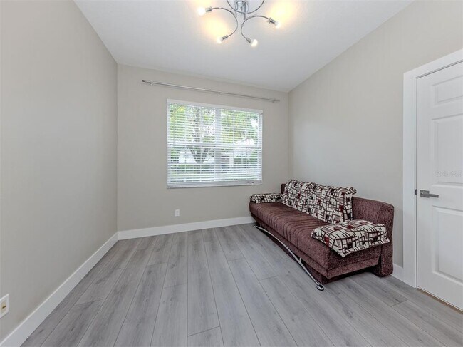 Building Photo - 3941 Yellowstone Cir