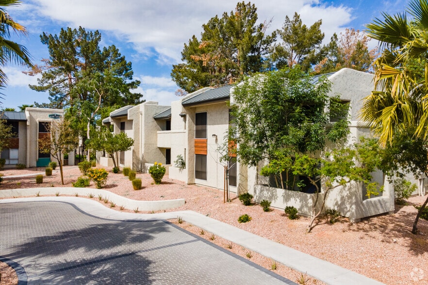 Building Photo - Sono Tempe