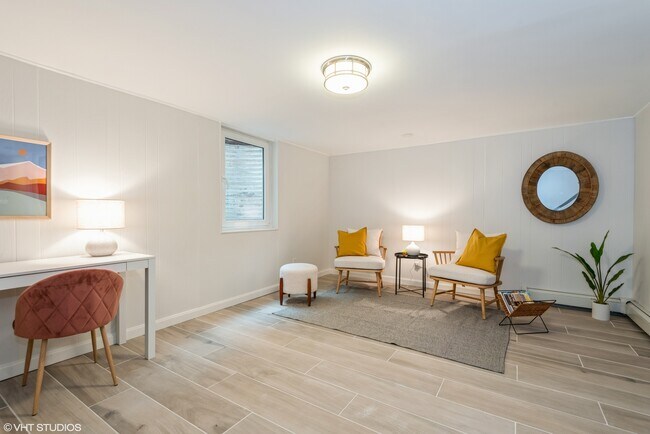 Building Photo - 606 Ridge Rd