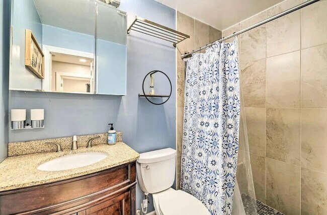 Building Photo - 19 Conservancy Ct