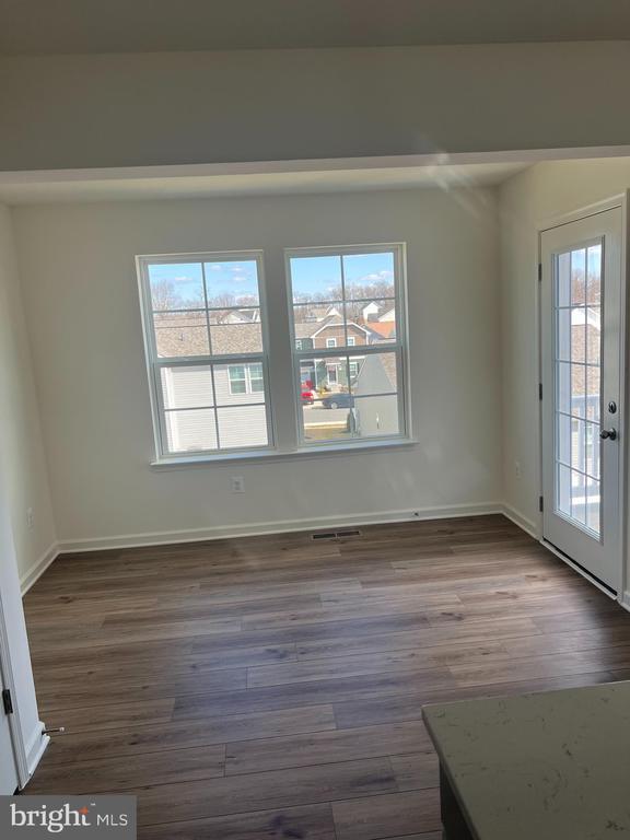 Building Photo - 167 Clifton Mnr