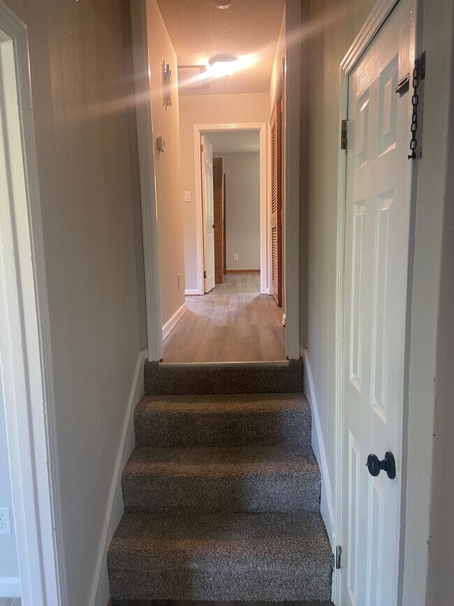 Building Photo - Coming Soon For Rent in Fultondale!